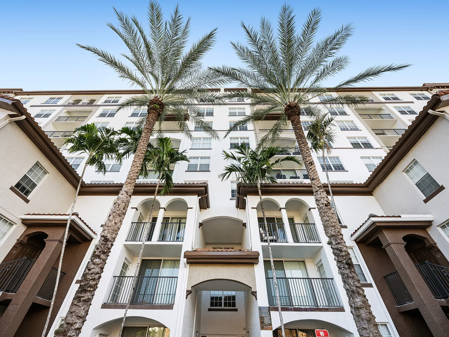 10X Mizner Park — Photo 2