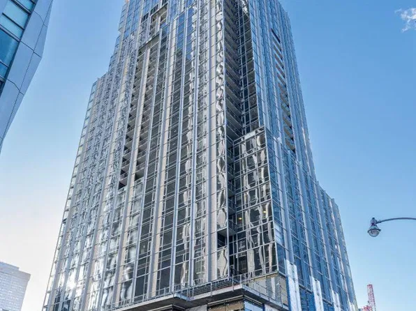 11 Yorkville Ave #1301, Toronto, ON M4W 0B1