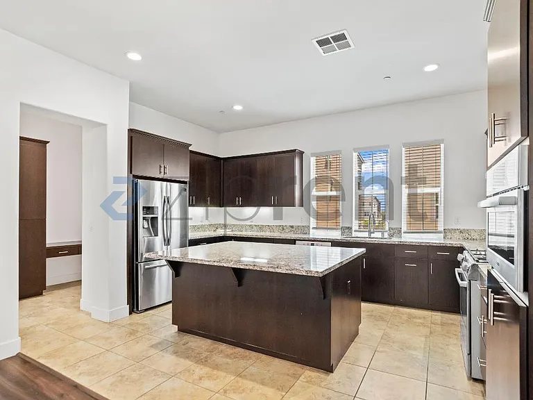 2109 Donnells Ln — Photo 14