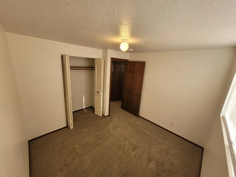 4645 Reimann St NE — Photo 10
