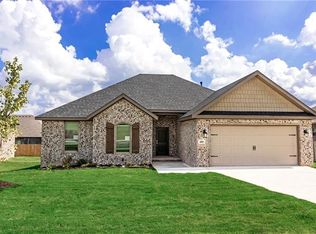480 Captain Stockton St, Prairie Grove, AR 72753