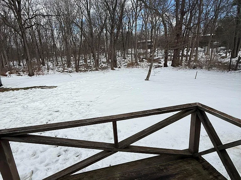 124B Camp Hill Rd — Photo 11