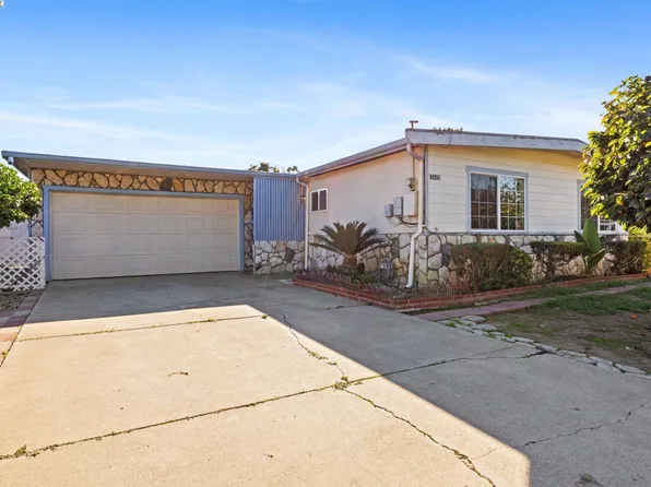 3848 Detjen St, Fremont, CA 94538