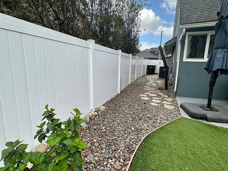 20428 Roslin Ave — Photo 35