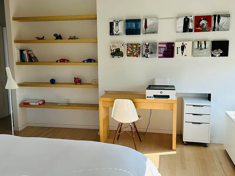 188 E 64th St #1506 — Photo 14