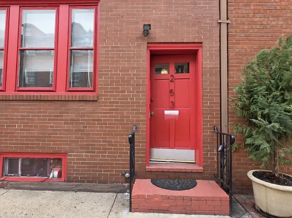 253 S 12th St #1, Philadelphia, PA 19107