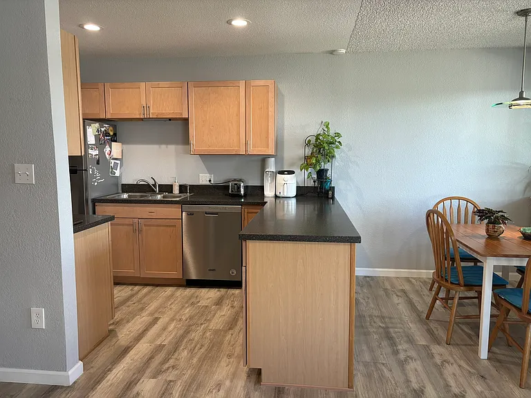 Open/remodeled kitchen