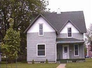 407 Geneseo St, Storm Lake, IA 50588