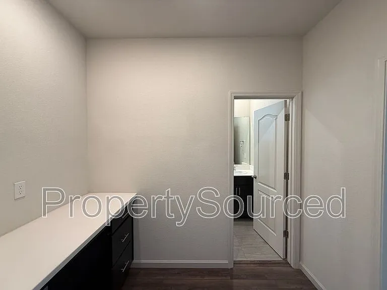 2957 Mokelumne Ct — Photo 15
