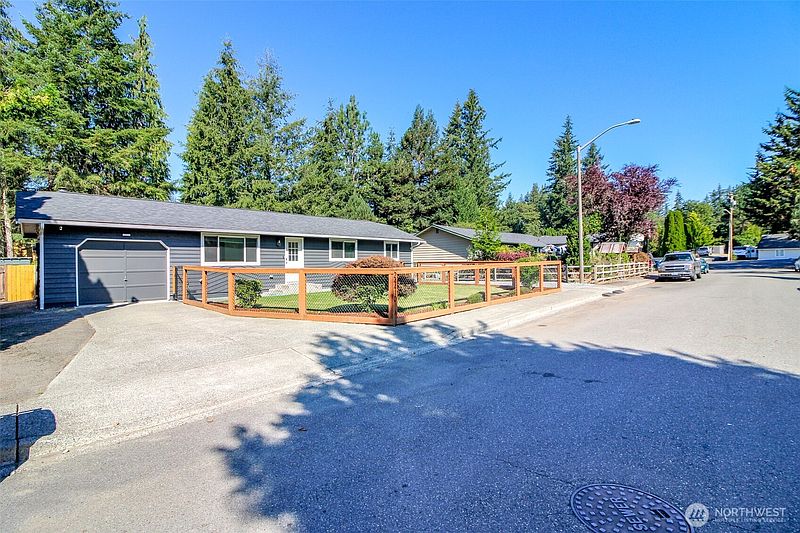 5th image of 24410 Terrace PL