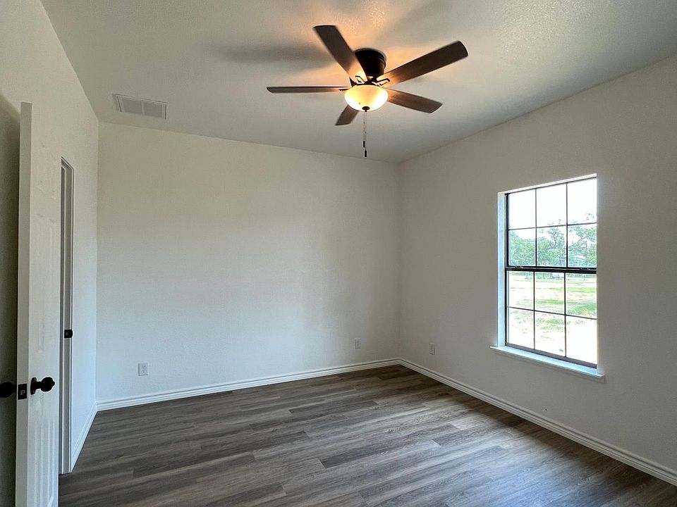 8062 County Road 429 D, D Hanis, TX 78850 Zillow
