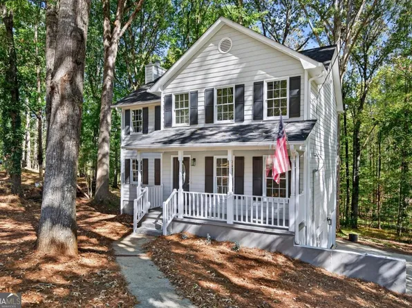 170 Forest Lake Dr, Fayetteville, GA 30215