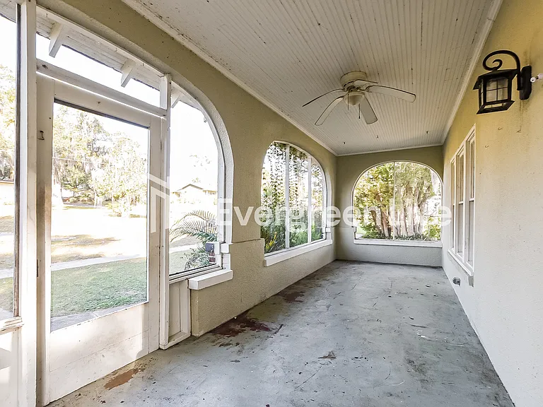 626 Washington Ave — Photo 8