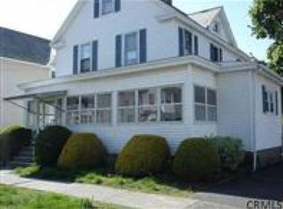 6 Munro Ct, Troy, NY 12180