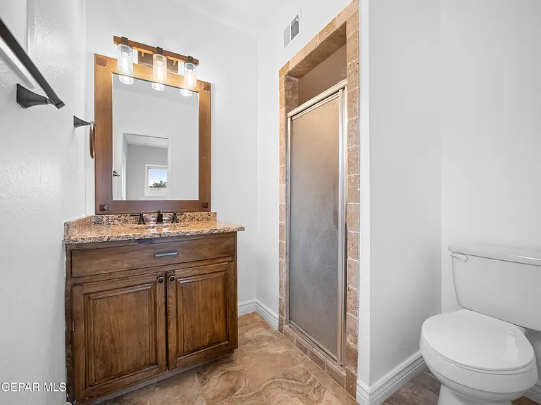 5205 Nome Ave — Photo 23