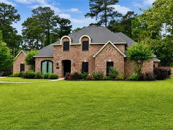 105 Winthrop Place Dr, Pineville, LA 71360