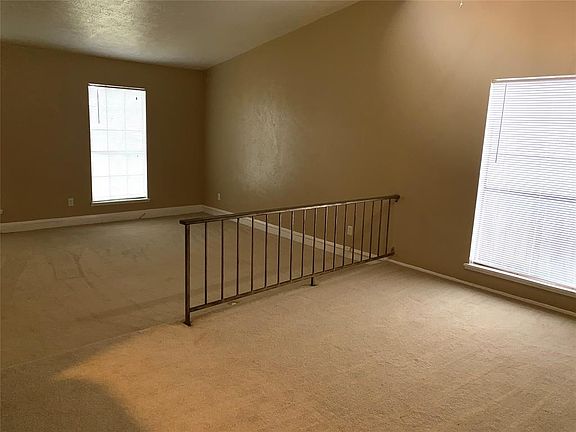 4th image of 15930 Dante Dr