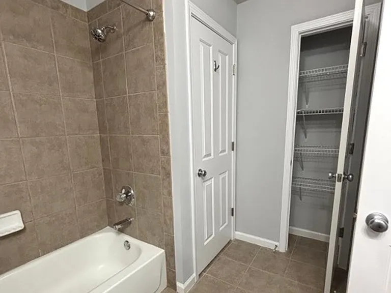 2408 Strand Ave — Photo 39