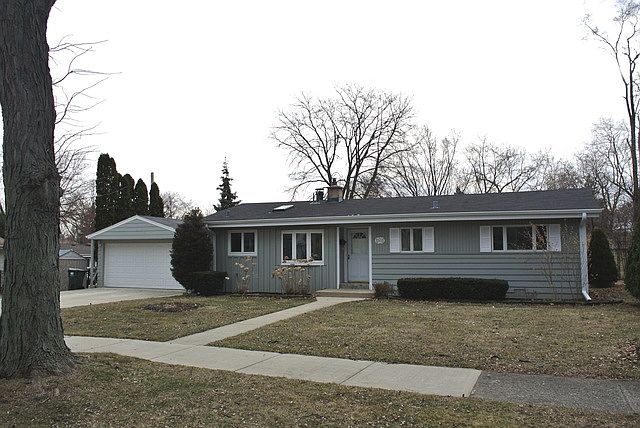1st image of 261 N Elmwood Ave