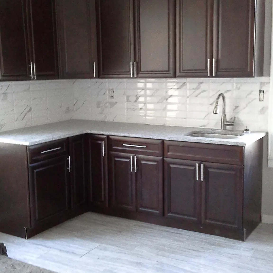 Fuller Pl, Irvington — Photo 1