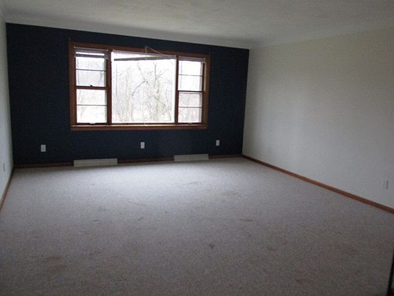 2nd image of 2235 Cloverdale Dr