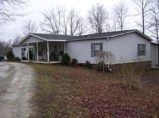 369 Glenie Smith Rd, Parsons, TN 38363