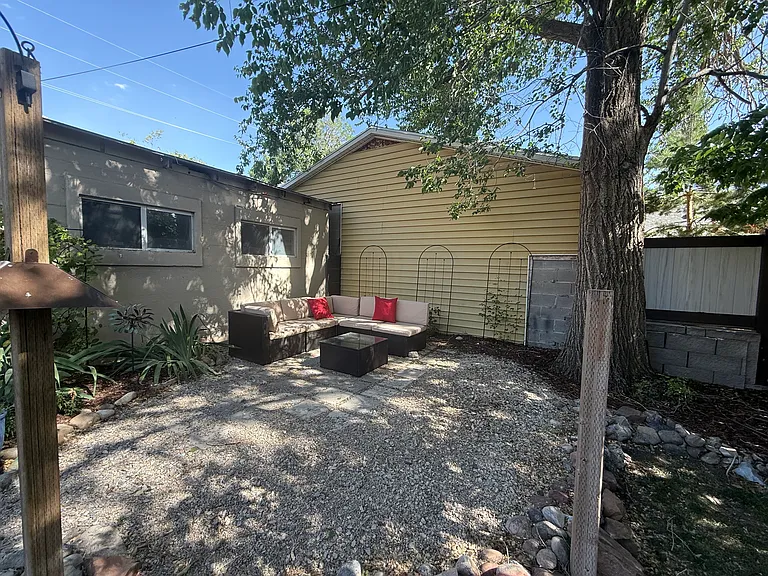 215 W Reed Ave — Photo 27