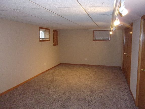 3rd image of 16513 Haven Ave
