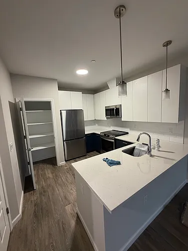 315 Lake St Photo 1
