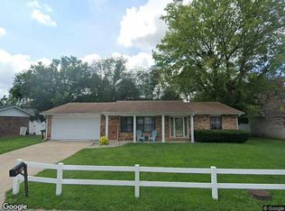 216 Toulon Ct, Fairview Heights, IL 62208