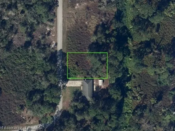 469 Johnson Ave NE, Lake Placid, FL 33852