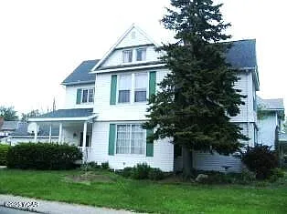 127 Summit St photo 1