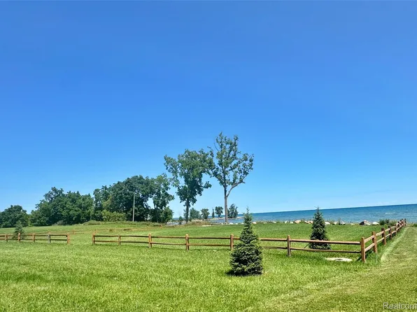 Huron St, Pt Hope, MI 48468