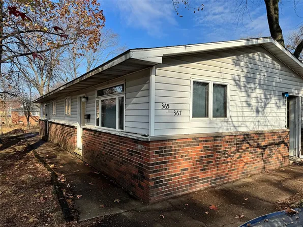365 Conley Ave, Wood River, IL 62095