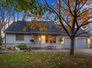 29470 Neal Ave, Lindstrom, MN 55045