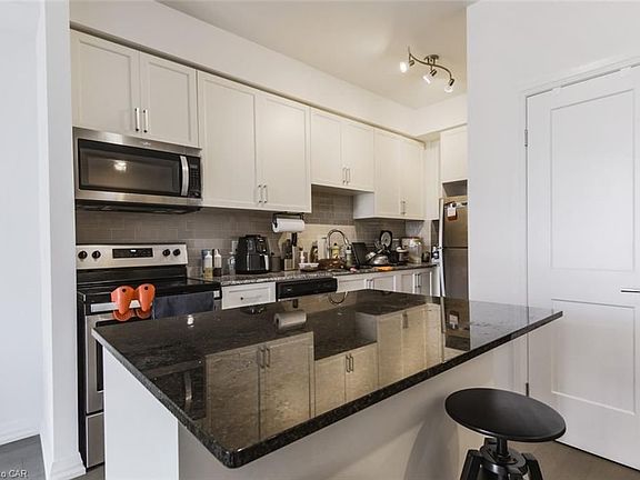 5th image of 155 Caroline St S #1404