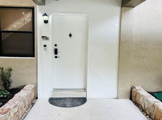 511 Ives Dairy Rd APT 205-6, North Miami Beach, FL 33179
