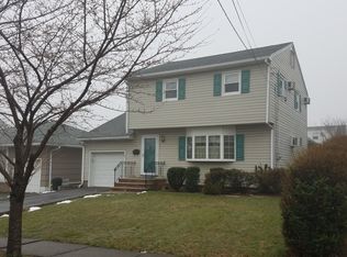 58 Hilltop Ct, Clifton, NJ 07012