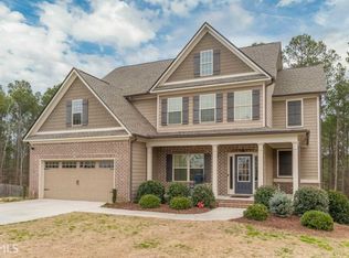 448 Copper Ridge Dr, Loganville, GA 30052