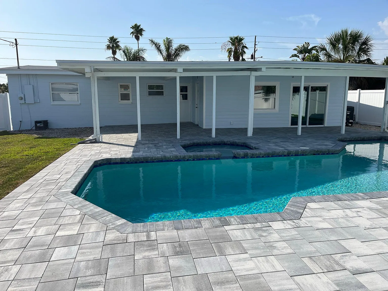 3 bed, 1541 sqft, $4,900 — Photo 3