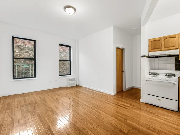 1608 Amsterdam Avenue image 8 of 29