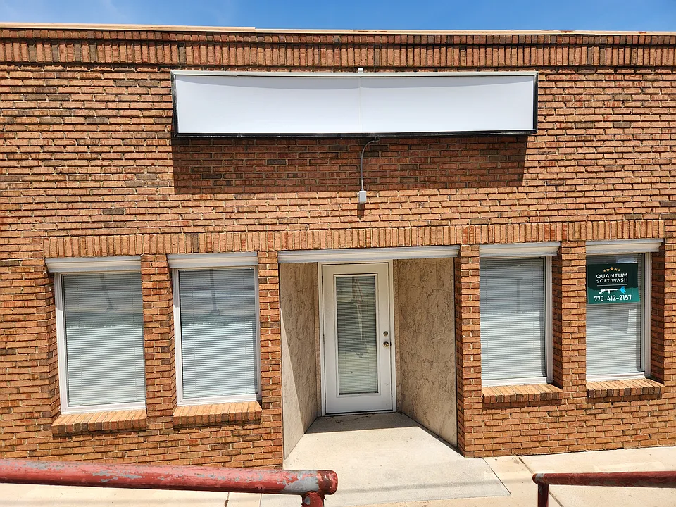 233 W Taylor St #202