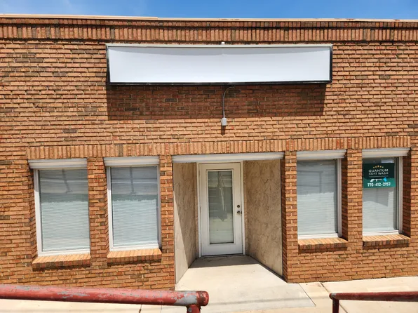 233 W Taylor St, Griffin, GA