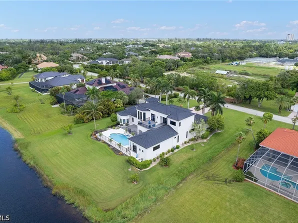 6921 Lake Devonwood Dr, Fort Myers, FL 33908