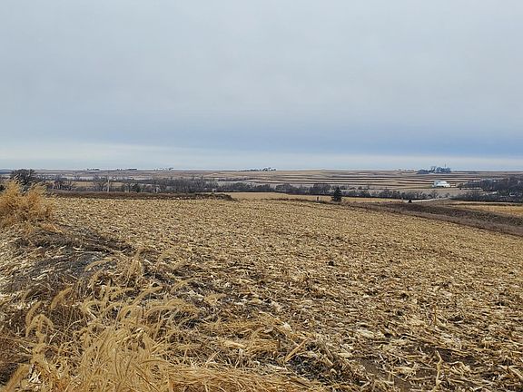 4th image of 15201 340th St