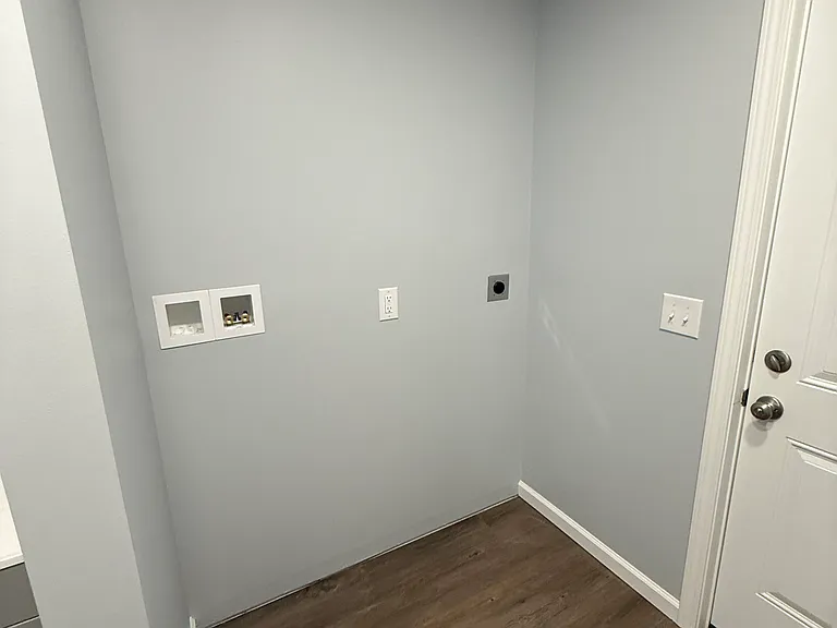 212 W Cherry St #1528 — Photo 6