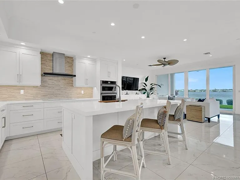 104 Water Club Ct N #18 — Photo 7
