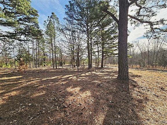 5th image of E 586th Rd