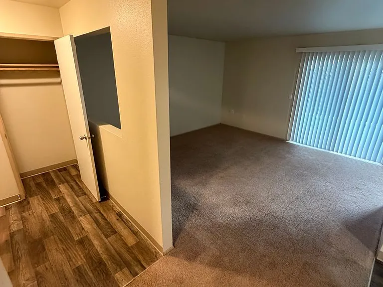 5197 SW 175th Ave — Photo 4