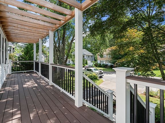 3rd image of 91 Henderson St